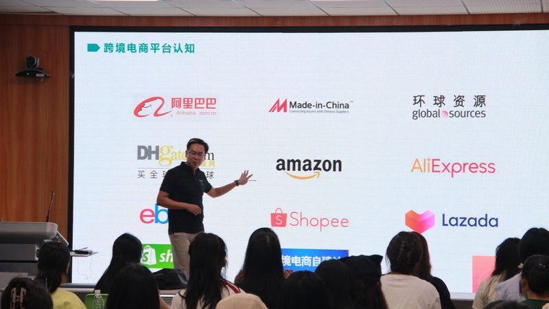 在选择代运营服务商时，要关注其资质和口碑。可以从以下几个方面进行评估：